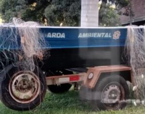 Guarda Ambiental apreende redes de pesca irregulares no bairro Divineia