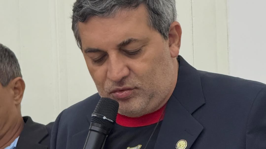 Santo Antônio de Pádua recebe novos maquinários e intensifica manutenção de estradas vicinais