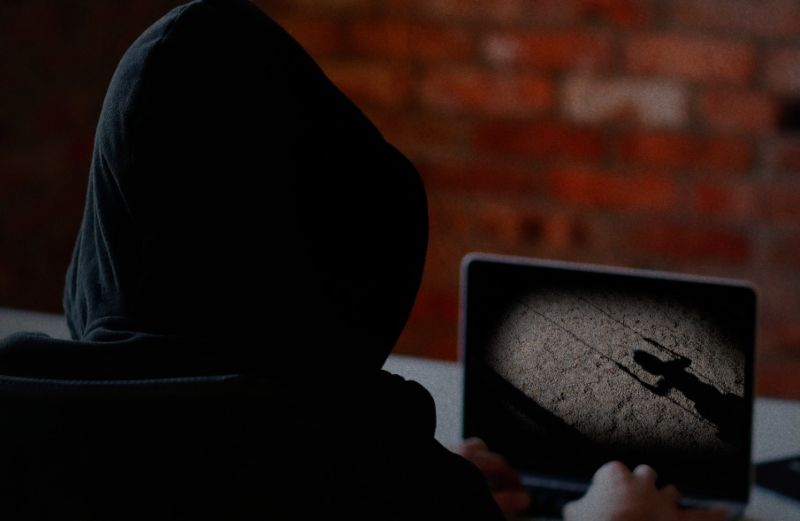 Dados do ISP-RJ apontam aumento de crimes sexuais virtuais contra menores no estado do RJ